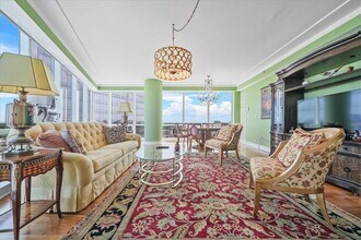 5 Renaissance Square in White Plains, NY - Building Photo - Building Photo