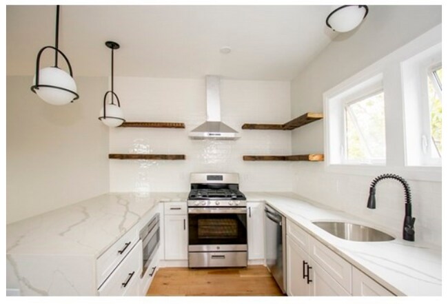 10 Haynes St in Boston, MA - Building Photo - Building Photo
