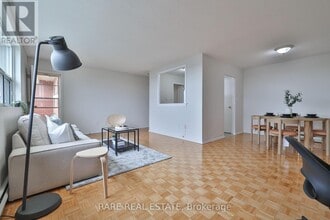 49 Wellington St in Port Hope, ON - Building Photo - Building Photo