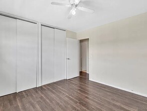 1451 NE 170th St, Unit 201A in North Miami Beach, FL - Building Photo - Building Photo