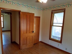 2121 Walnut St in Cedar Falls, IA - Building Photo