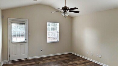 310 Orchard Way in Warner Robins, GA - Building Photo - Building Photo