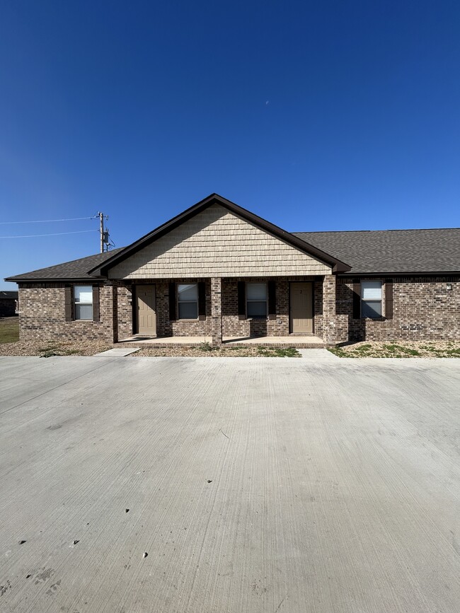 3 Lawrence Road 434, Unit #G4