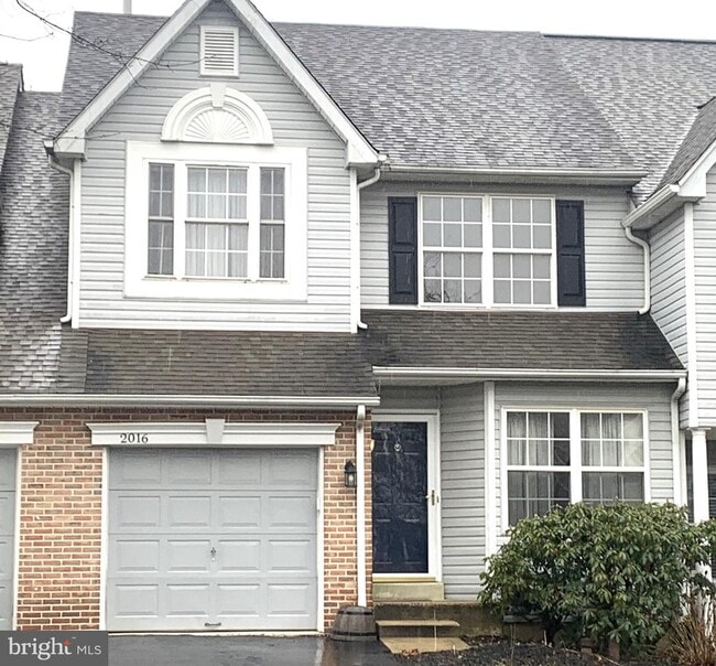 property at 2016 Greenes Way Cir