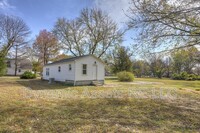 1101 N Taylor St in Pittsburg, KS - Foto de edificio - Building Photo