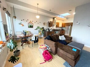 1431 Tremont St, Unit 2 in Boston, MA - Building Photo - Building Photo