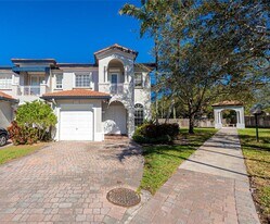 11851 SW 80th Ter in Miami, FL - Building Photo