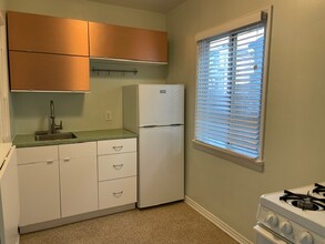 41 Thornton Ave in Los Angeles, CA - Building Photo - Building Photo