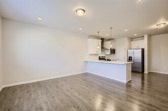 679 Stonebridge Dr in Longmont, CO - Building Photo - Building Photo