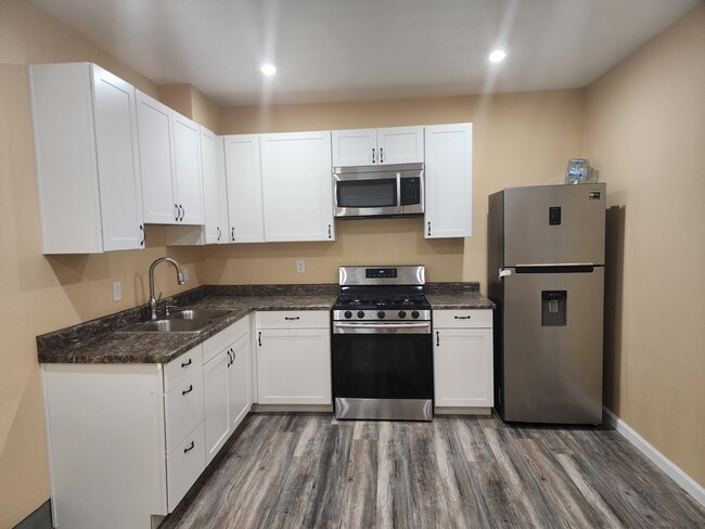 509 Timber St, Unit 0 in Chula Vista, CA - Foto de edificio - Building Photo