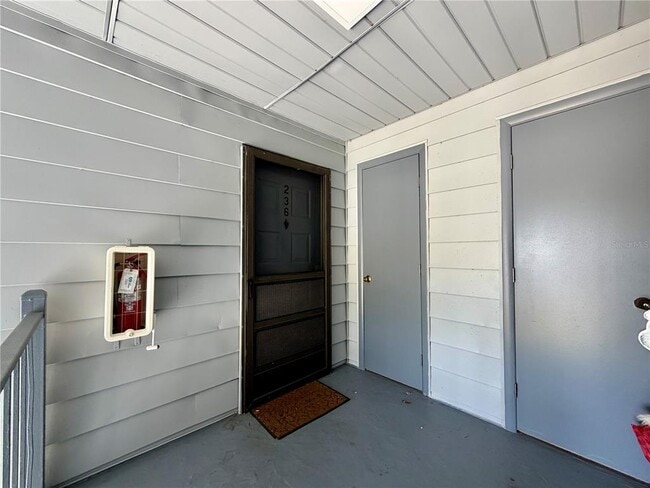 10800 US Hwy 19 N in Pinellas Park, FL - Building Photo - Building Photo