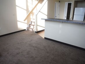 district425 in Glens Falls, NY - Foto de edificio - Interior Photo