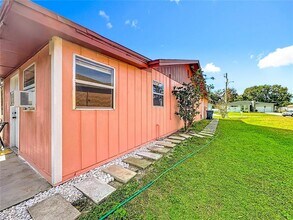 739 Dromedary Dr in Kissimmee, FL - Building Photo - Building Photo