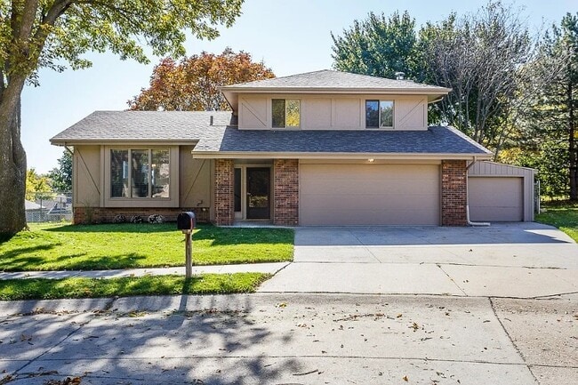 property at 2676 N 129th Cir