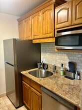 320 N Civic Dr in Walnut Creek, CA - Building Photo - Building Photo