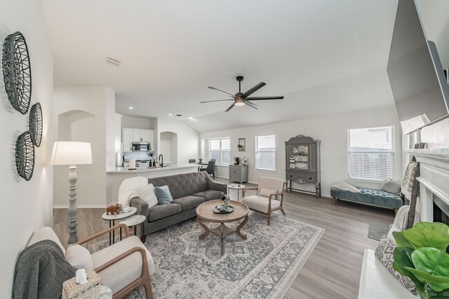 9040 Weller Ln in Fort Worth, TX - Building Photo - Building Photo