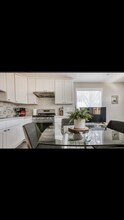 1057 Shamrock Dr, Unit A in Campbell, CA - Building Photo - Building Photo