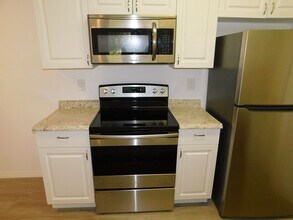 4304 S Kirkman, in Orlando, FL - Building Photo - Building Photo