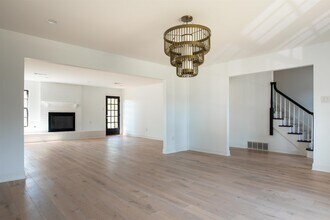 5587 Ashley Square S in Memphis, TN - Building Photo - Building Photo
