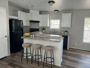 9713 Polak Dr in Tampa, FL - Building Photo - Building Photo