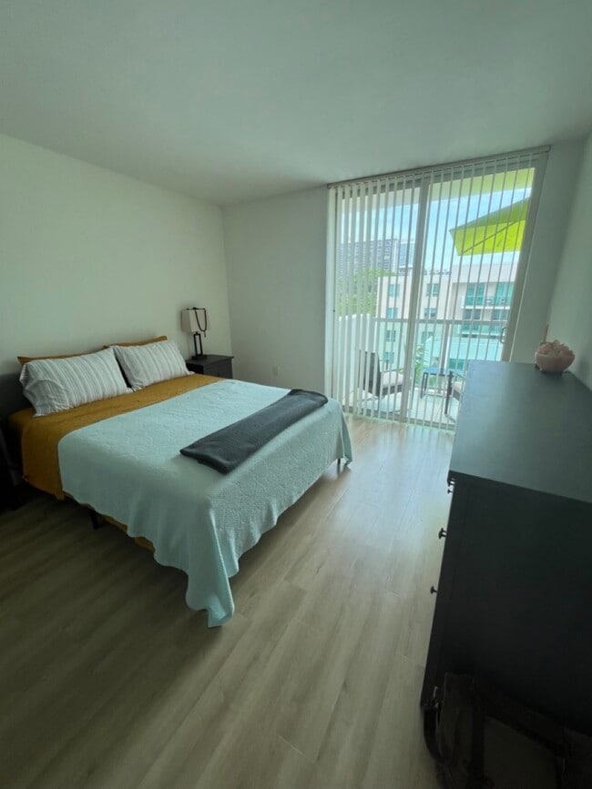 property at 1500 Brickell Ave