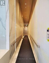 88 Queen St E in Toronto, ON - Building Photo - Building Photo