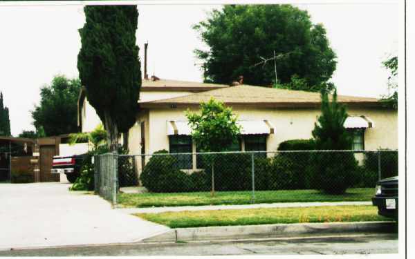 1081-1113 San Juan St in Tustin, CA - Building Photo - Building Photo