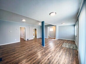 5573 Garden St in Maple Heights, OH - Building Photo - Building Photo