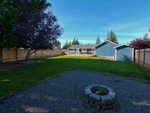 4603 Guemes View in Anacortes, WA - Building Photo - Building Photo