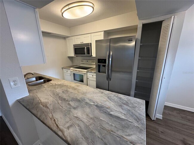 4503 3rd St Cir W in Bradenton, FL - Building Photo - Building Photo