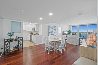 1701 S Flagler Dr in West Palm Beach, FL - Building Photo - Building Photo