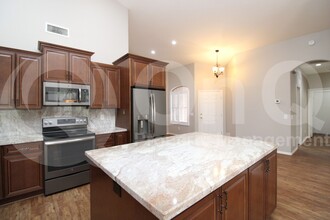 9634 E Rocky Lake Dr in Sun Lakes, AZ - Building Photo - Building Photo