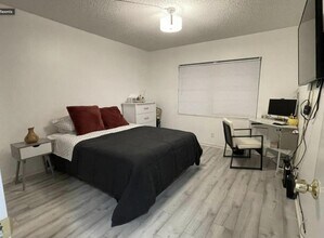 227 Fanshaw Way in Boca Raton, FL - Building Photo - Building Photo