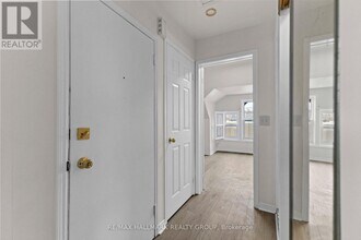 132 Flora St in Ottawa, ON - Building Photo - Building Photo