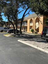 Highland Park in Clearwater, FL - Building Photo
