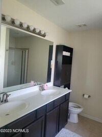 140 Cavalier Dr photo'