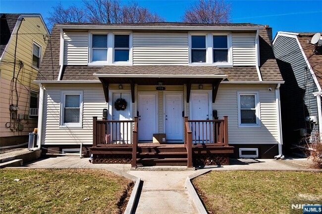 116 Maple Ave, Unit 3 in Montclair, NJ - Building Photo - Building Photo