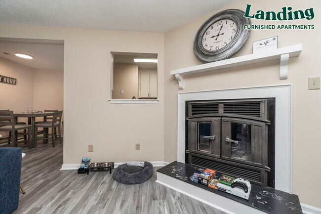 215 Seasons Trail-Unit -A .1315604 in Newport News, VA - Building Photo - Building Photo