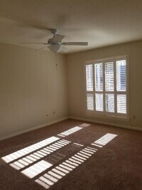 701 Bering Dr photo'