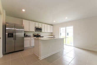 1309 Hammock Reserve Dr in DeLand, FL - Building Photo - Building Photo