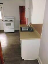 532 Blackman St-Unit -2 in Jackson, MI - Building Photo - Building Photo