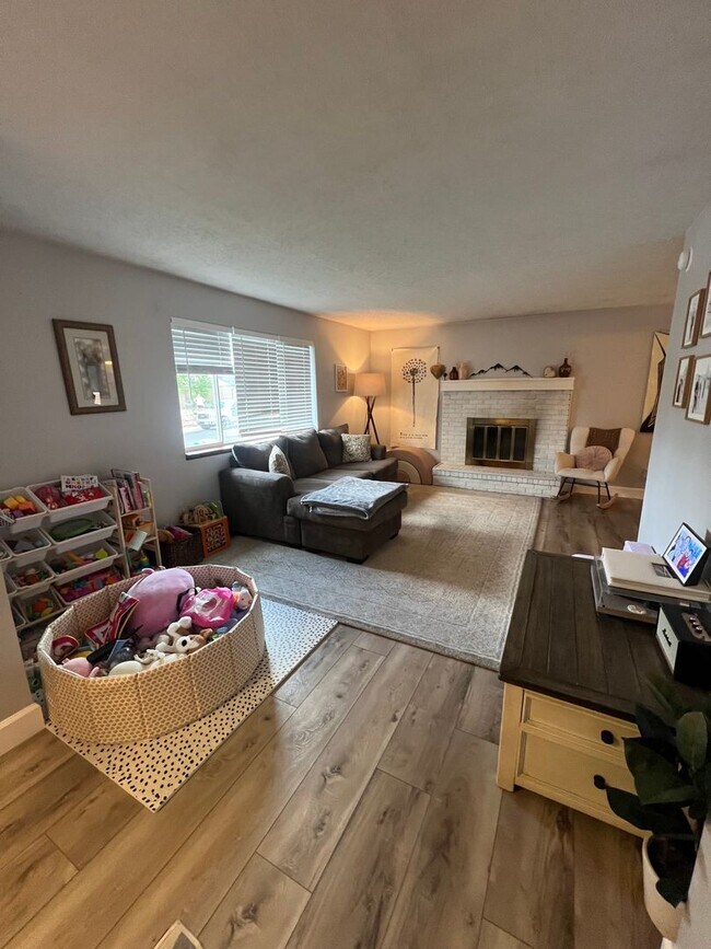 6241 W 108th Pl in Broomfield, CO - Building Photo - Building Photo