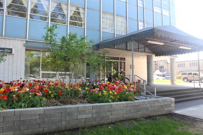 property at 333 W Meyer Blvd