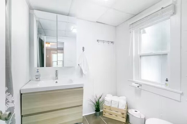 405 W Doty St in Madison, WI - Building Photo - Building Photo