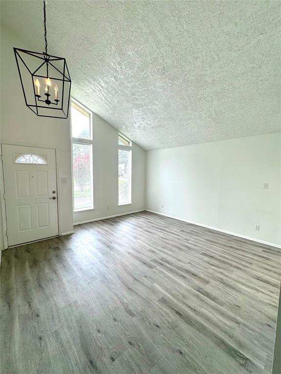 3320 Palm Desert Ln in Missouri City, TX - Foto de edificio - Building Photo
