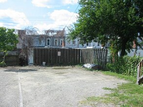 3423 Ward St, Unit 1 in Pittsburgh, PA - Building Photo - Building Photo