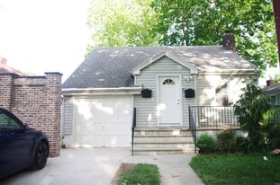 146 10 St in Staten Island, NY - Building Photo