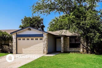 6846 Columbia Ridge Dr in Converse, TX - Building Photo - Building Photo