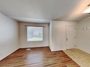 261 Walton Dr in North Salt Lake, UT - Building Photo - Building Photo