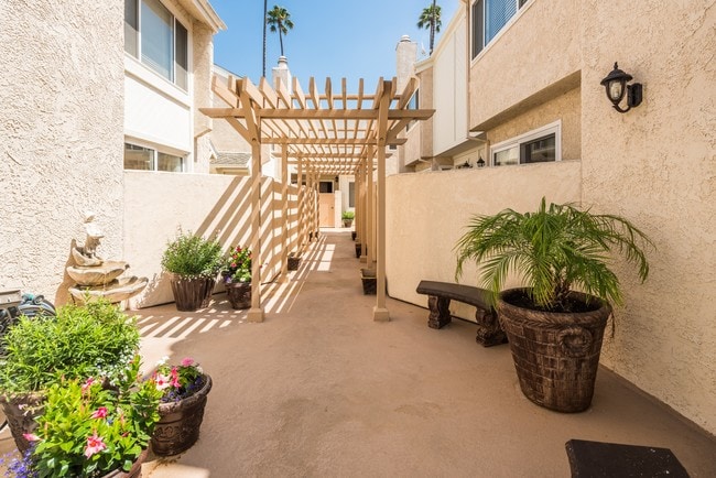 910 19th St in Santa Monica, CA - Building Photo - Building Photo